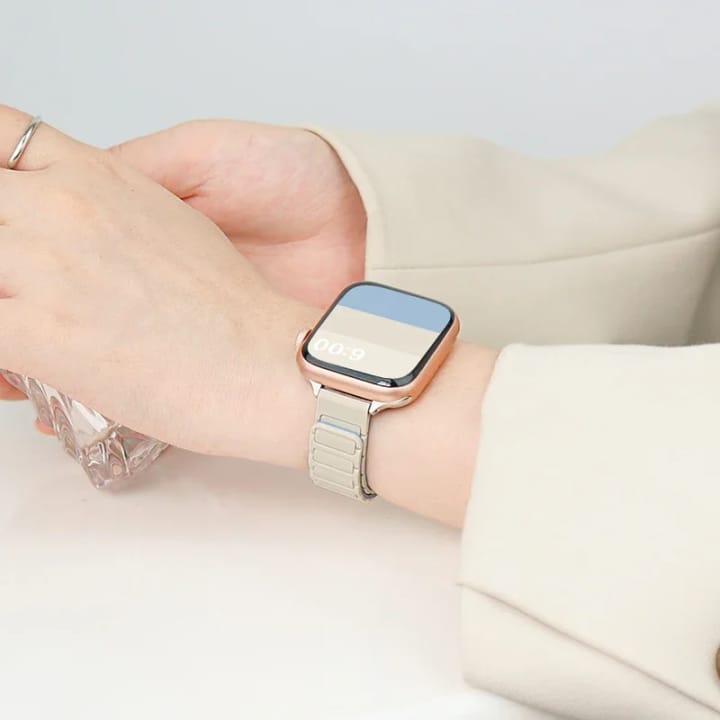 The Magnetic Silicone Apple Watch Band