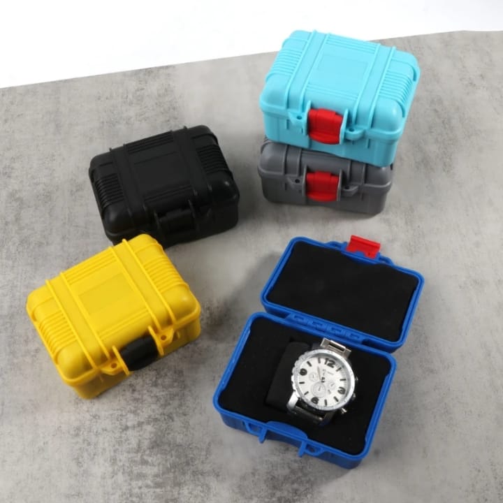 The Compact Watch Case